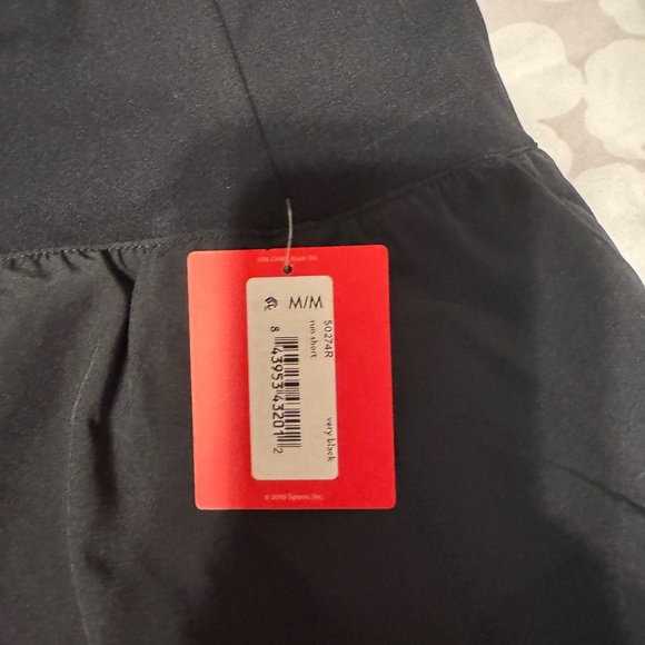 Spanx Women's Get Moving Black Run Shorts - Picture 2 of 6